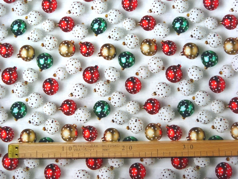 Bavlna "vianočné farebné gule" 