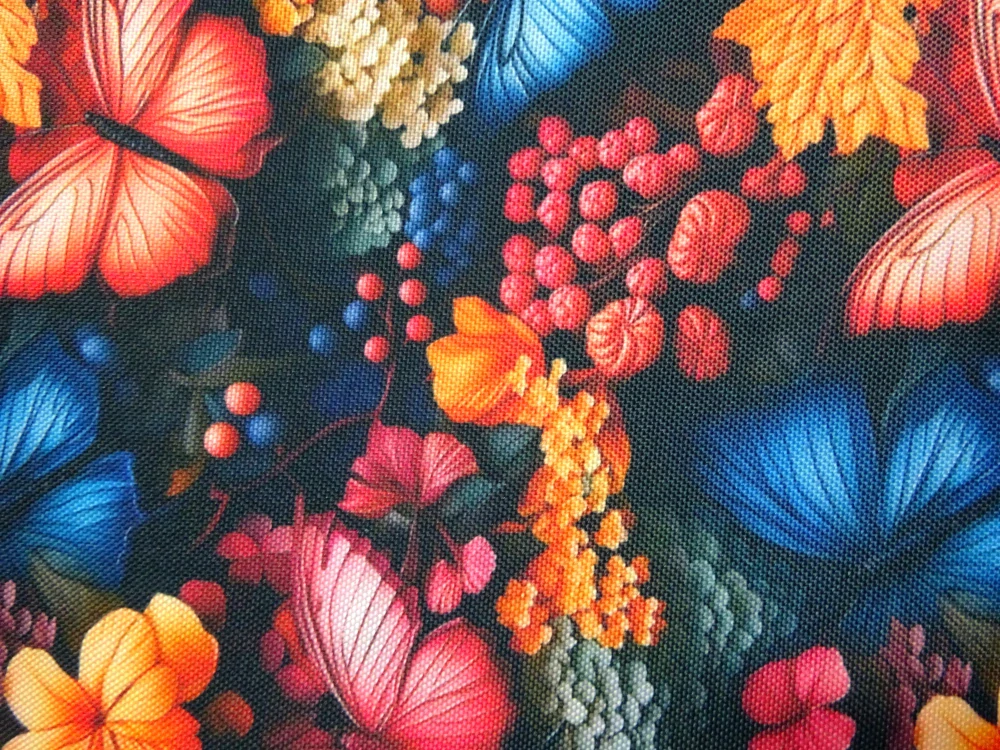 Kočíkovina čierna "motýľ, kvety" 