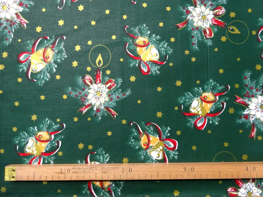 Bavlna tmavozelená "vianočná ruža" 