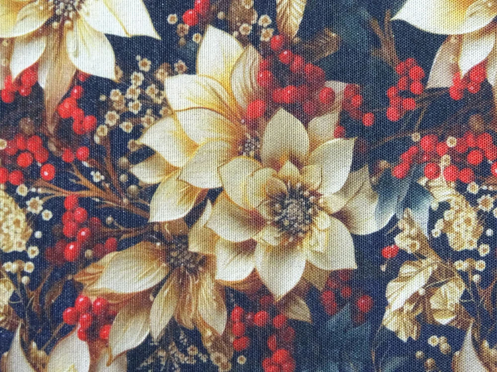 Poťahovka čierna "kvety, červené bobule" 