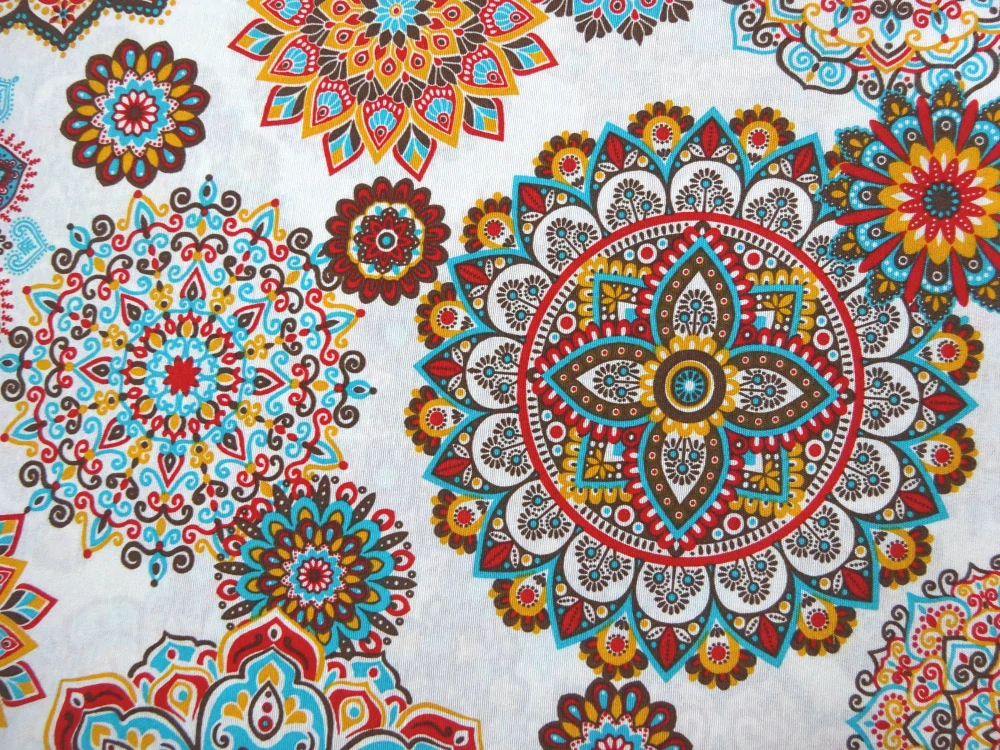 Poťahovka biela "farebná mandala" 