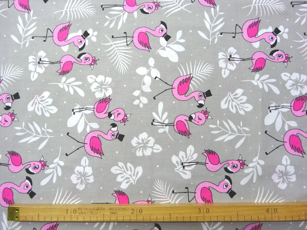 Bavlna sivá "ružový plameniak" 