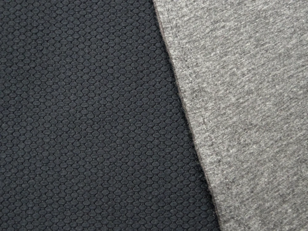 Úplet čierny "drobný vzor" 