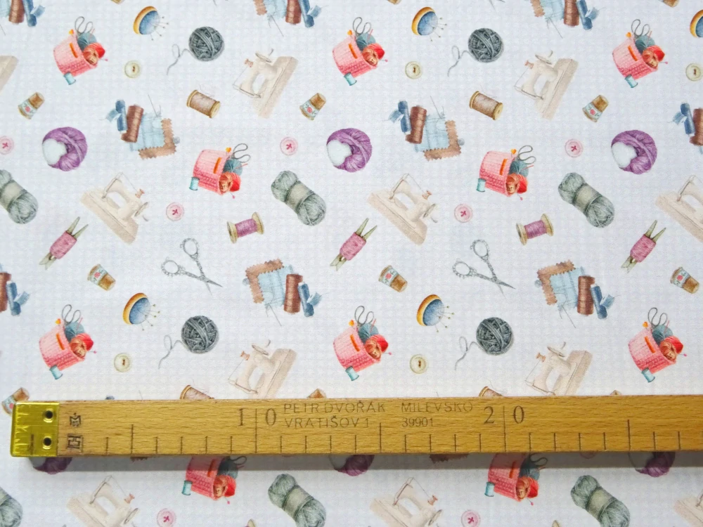 Popelín bielo-fialkový "krajčírstvo" - Taliansko 