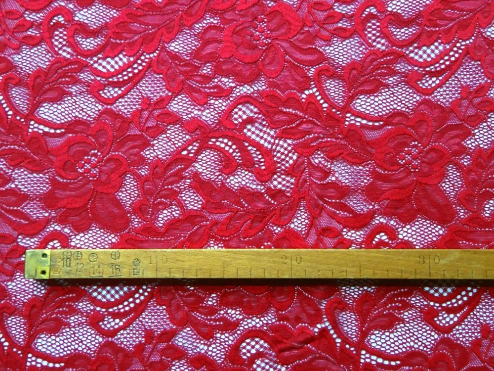 Krajka elastická červená "kvety, listy" 