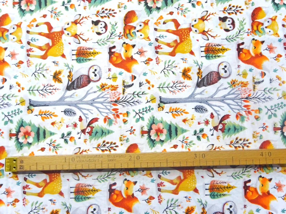 Bavlna biela "lesné zvieratká" 