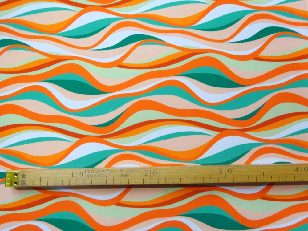 Šatovka Prada biela "vlnovky" - Slovenská tlač 