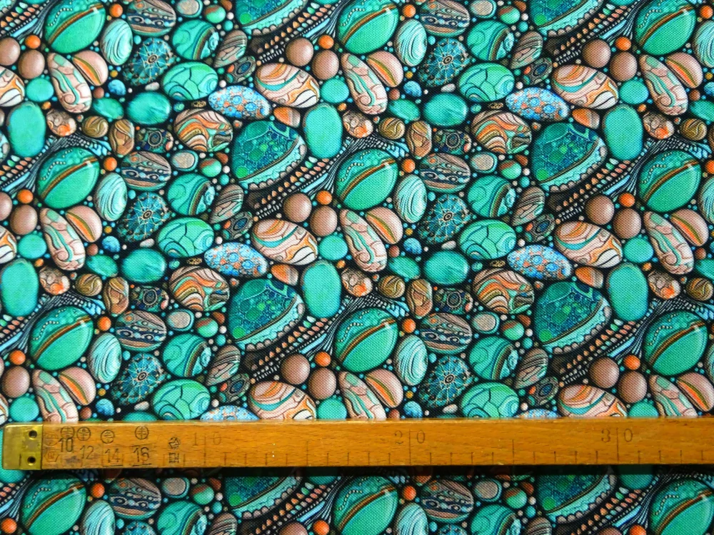 Kočíkovina čierna "zelené kamene" 