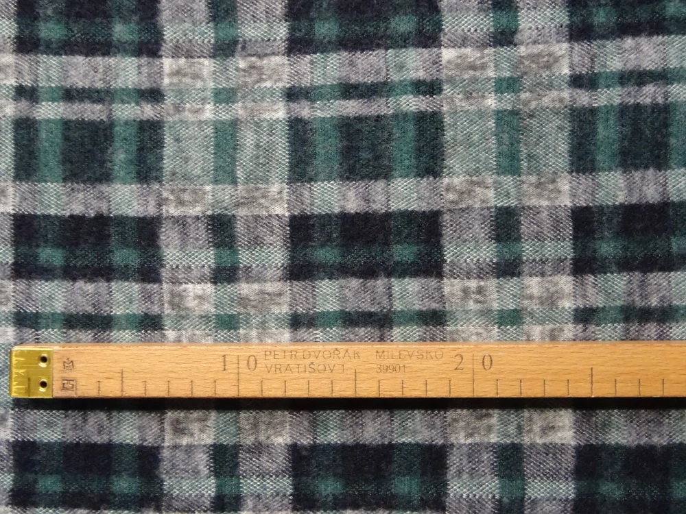 Svetrovina smaragdovo-čierna "káro" 