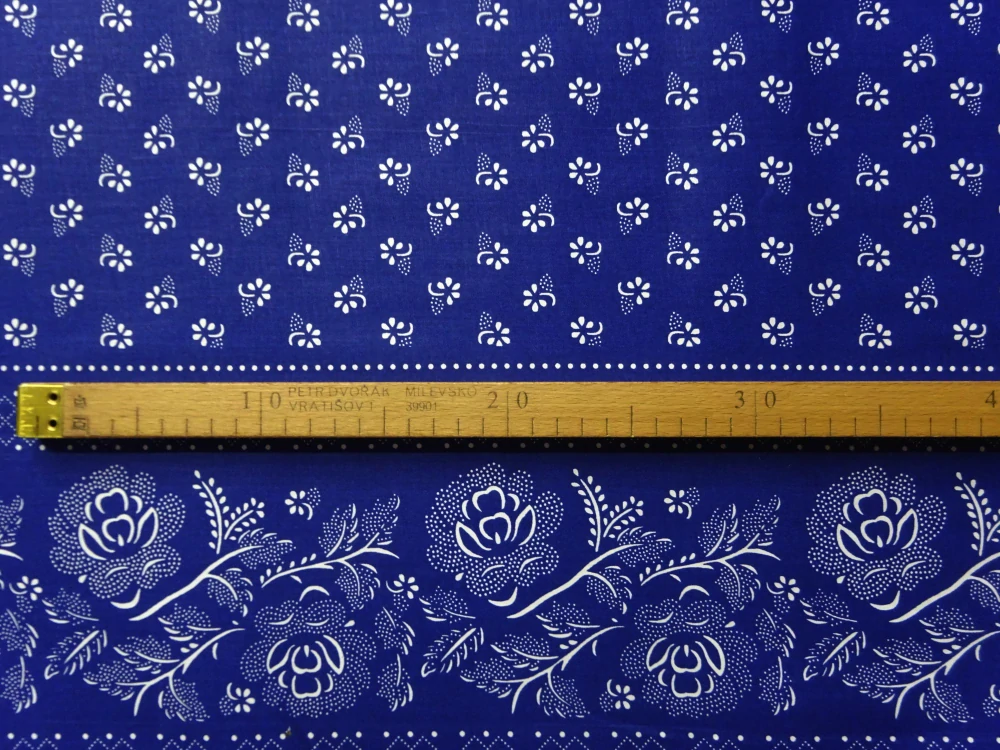 Bavlna modrá "ľudový vzor" - bordúra 