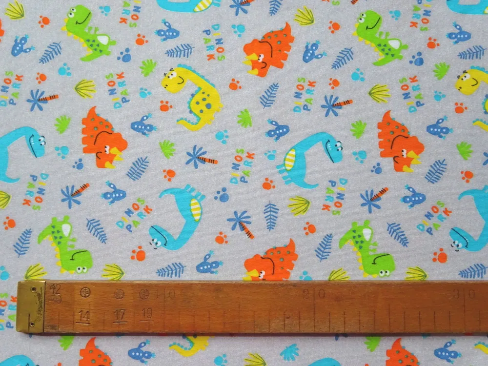 Úplet certifikovaný sivý "dinosaurus" 