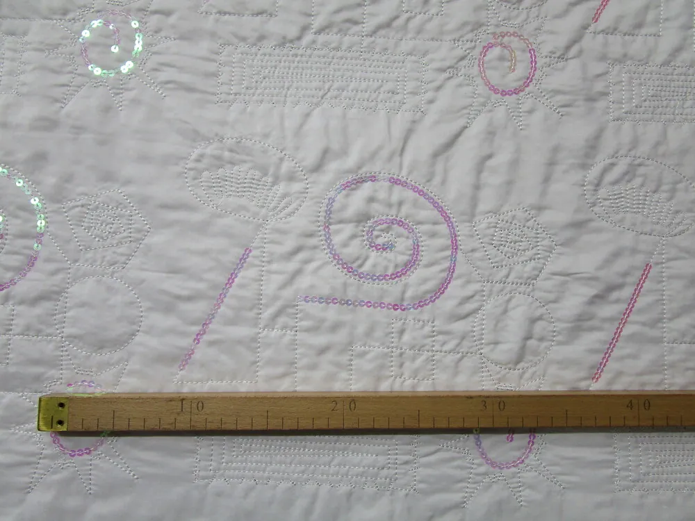 Bundovina prošev biela "ružovkasté flitre" 