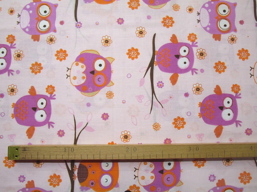 Bavlna svetloružová "pomarančovo-fialové sovičky"