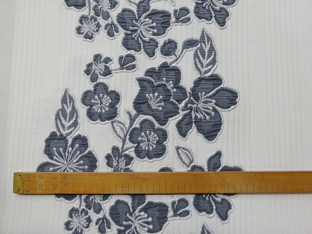 Žakard maslový "modré kvety" - raport 