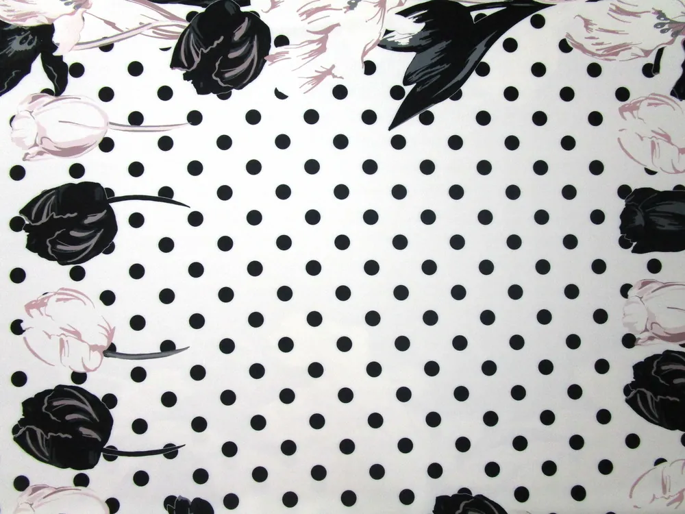 Šatovka smotanovo-čierna "kvety, bodky" - raport