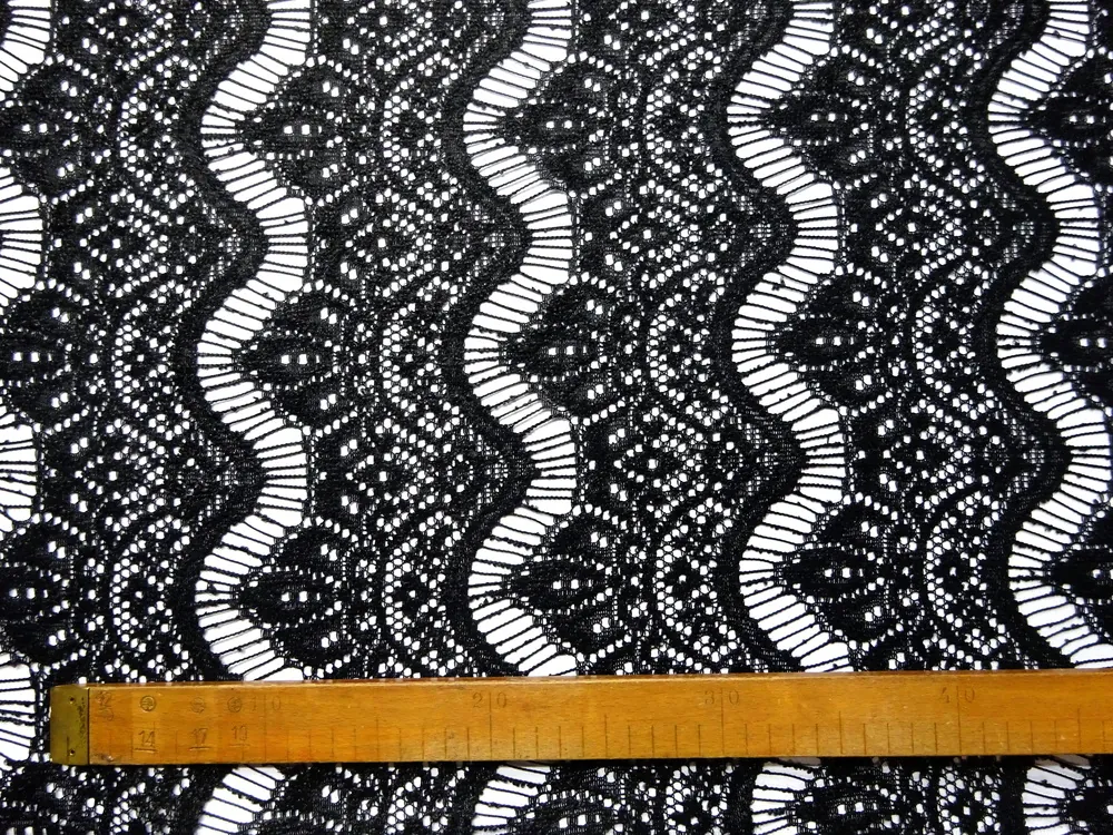 Krajka Tenerife čierna "vzorovaná" 