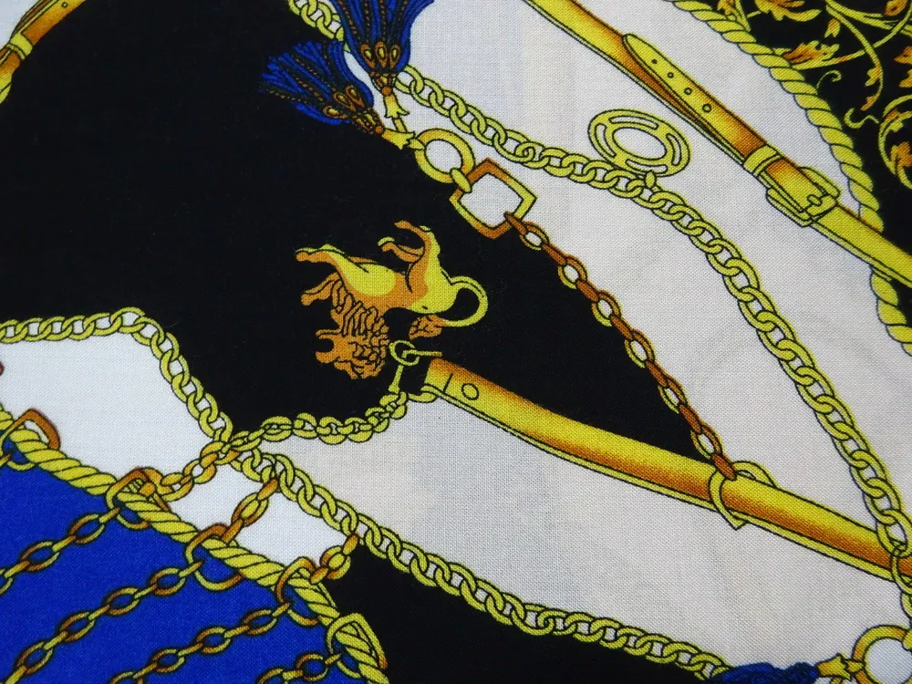 Šatovka bielo-modro-čierna "retiazky, opasky" 