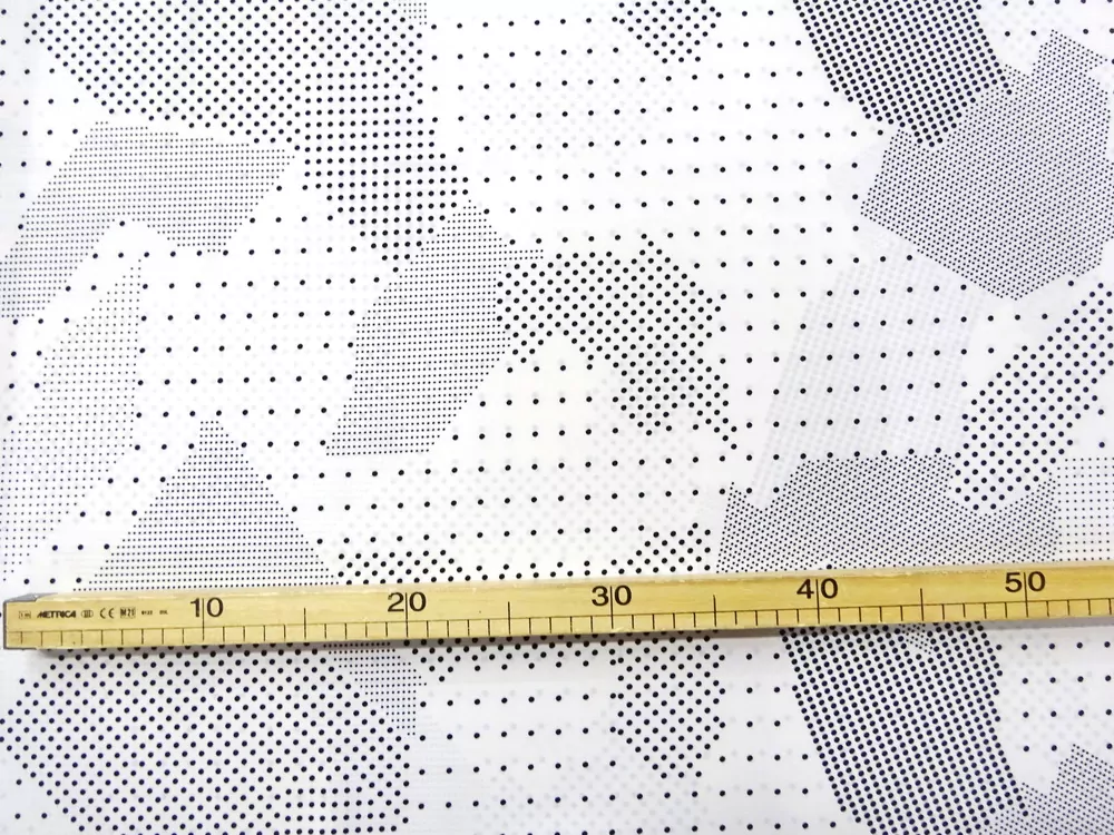 Šatovka biela "čierne nepravidelné bodky"