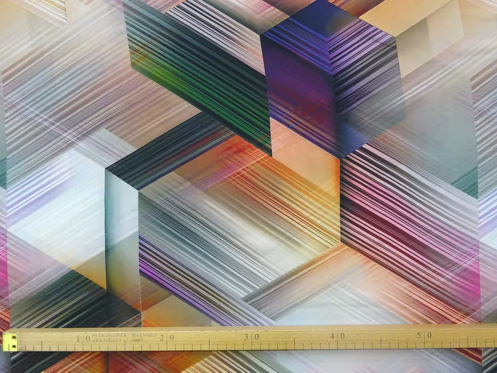 Hodváb farebný "geometrický vzor" 