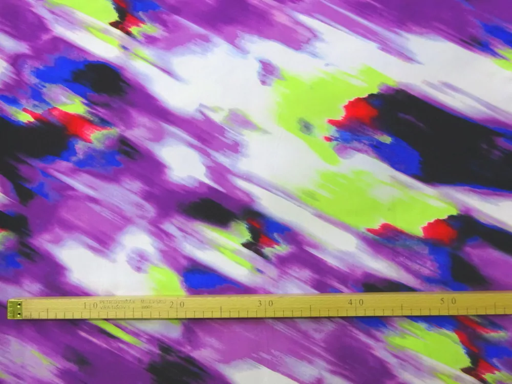 Šatovka s hodvábom bielo-čierno-fialová "dúha" 