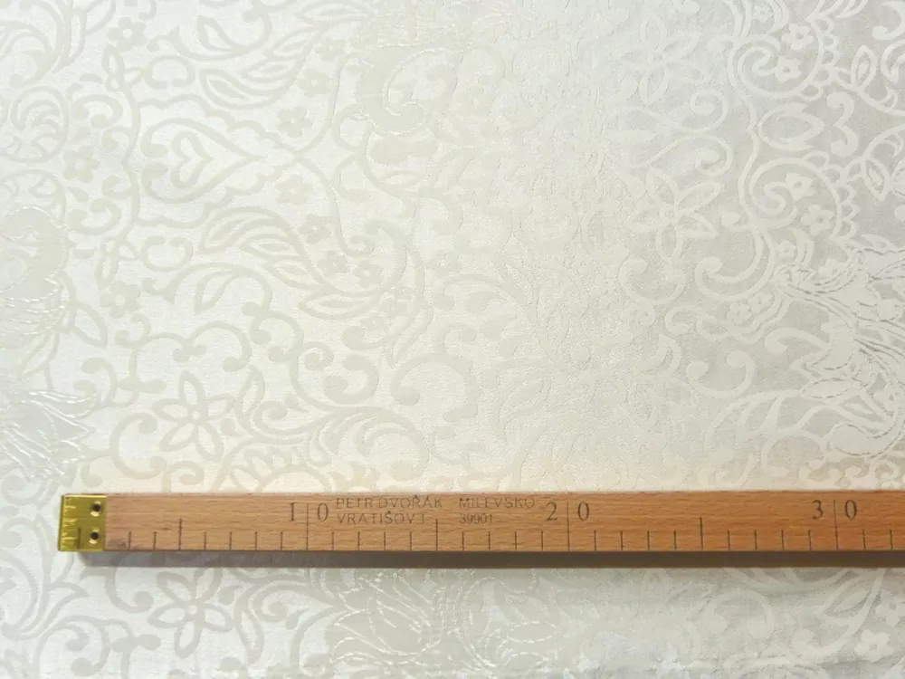 Žakard maslový "jemne plastický vzor"