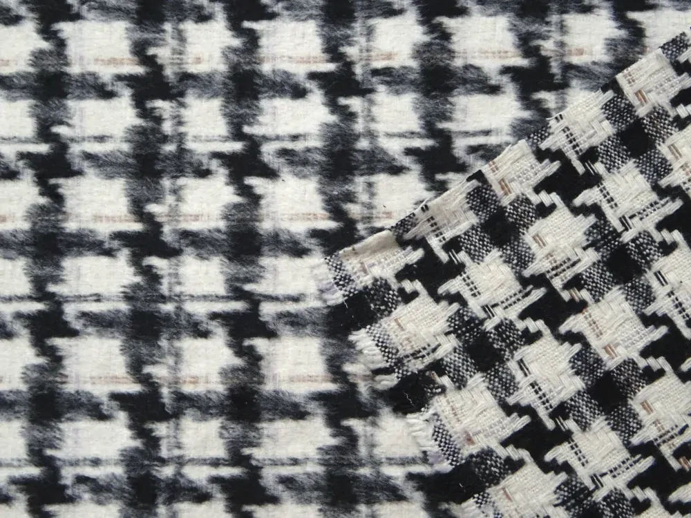 Kabátovina maslová "kohútia stopa" 