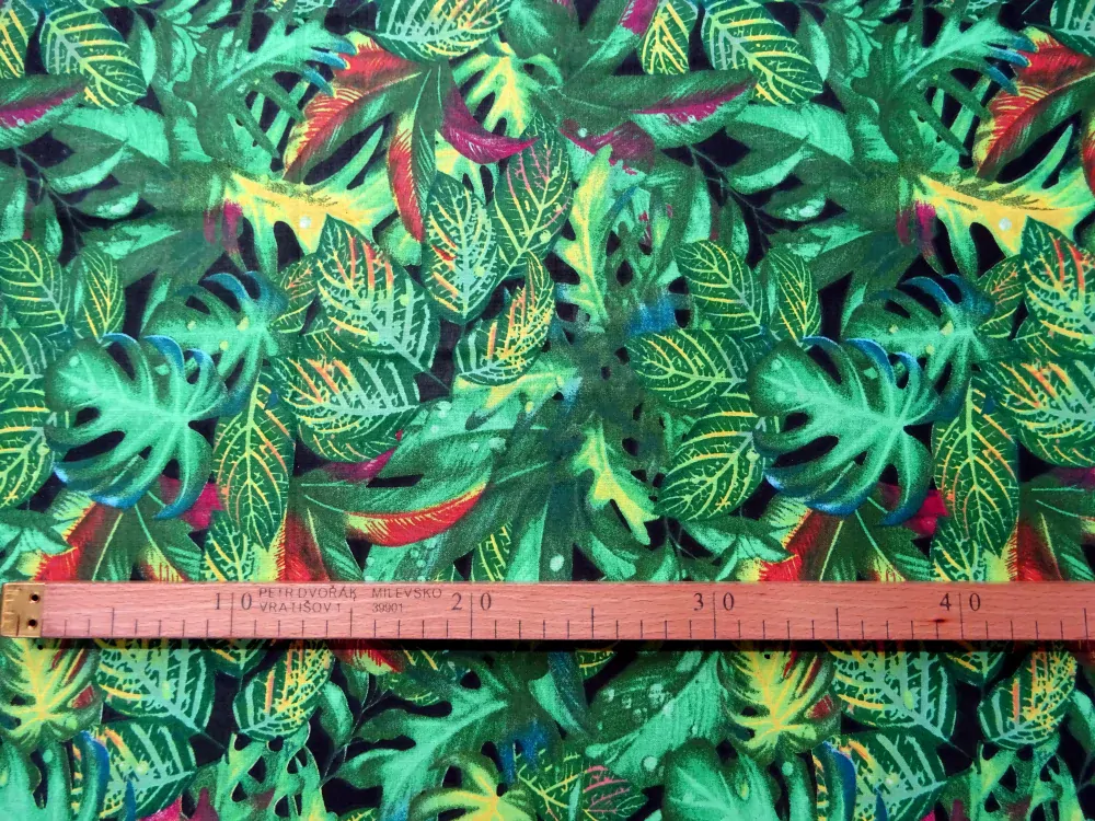 Bavlna čierna "listy" 