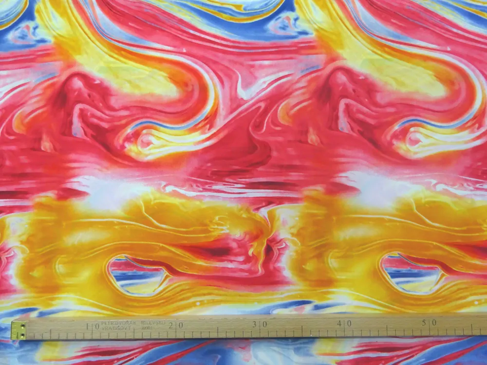 Hodváb žlto-červeno-modrý "rozpitý vzor" 