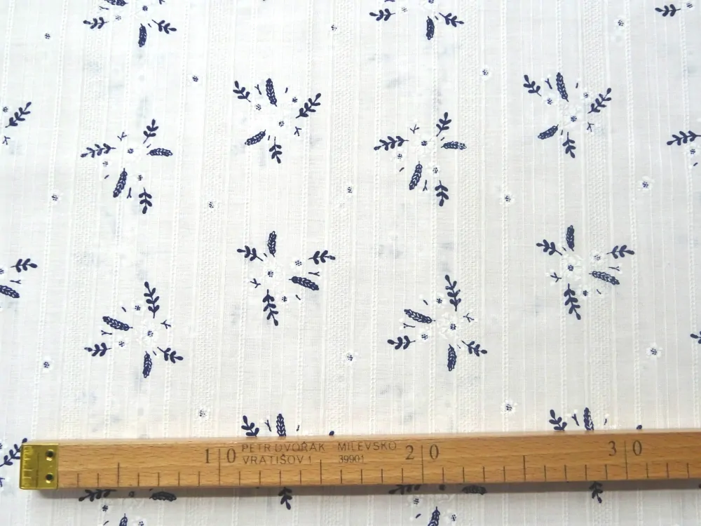 Šatovka bavlnená smotanová "tmavomodrý kvet" 