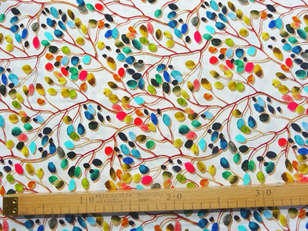 Šatovka smotanová "farebné lístky na konári" 