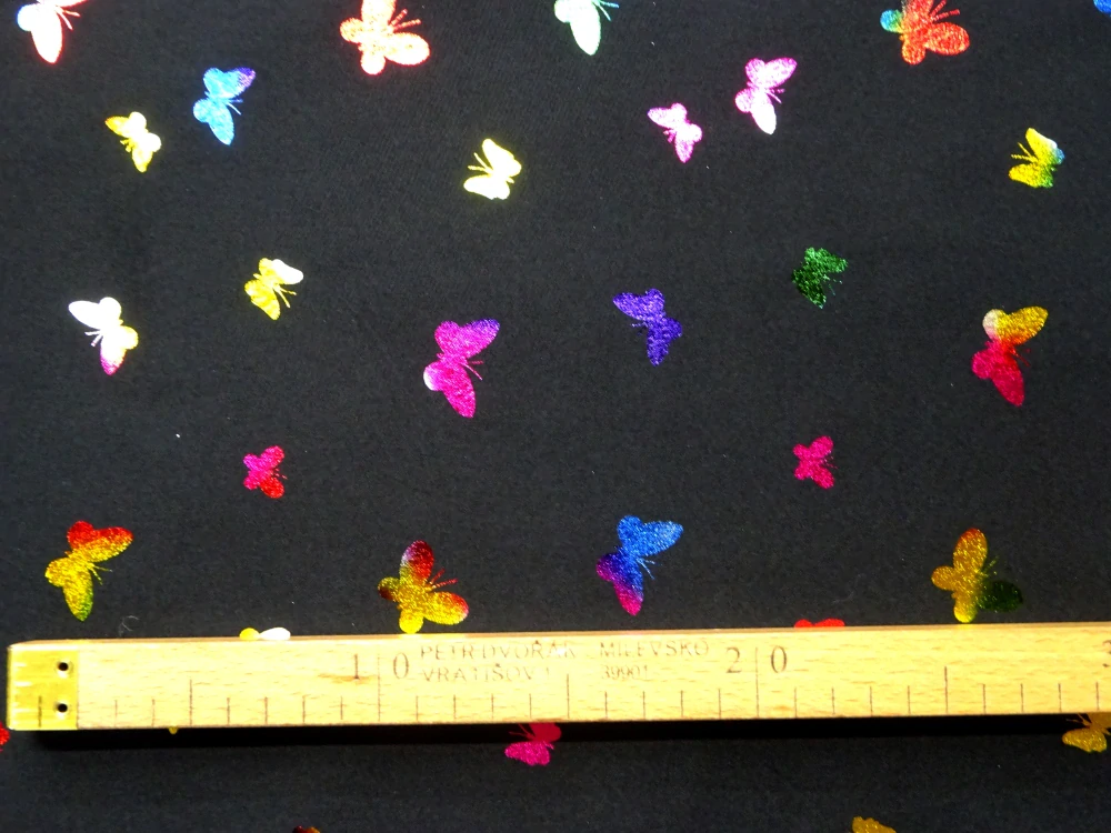 Softshell čierny "farebný lesklý motýľ" 