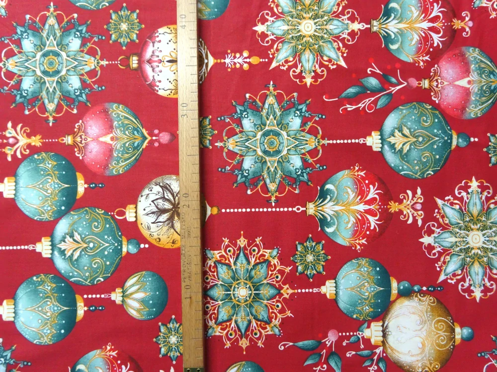 Bavlna červená "vianočný motív" 