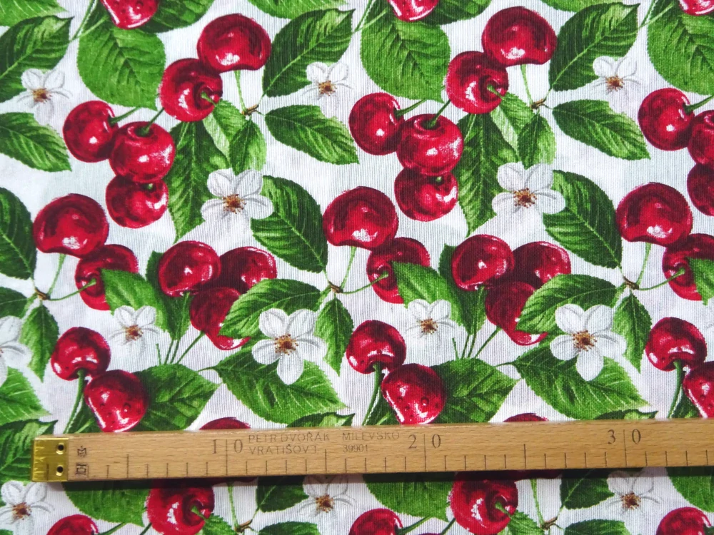 Poťahovka biela "čerešne" 