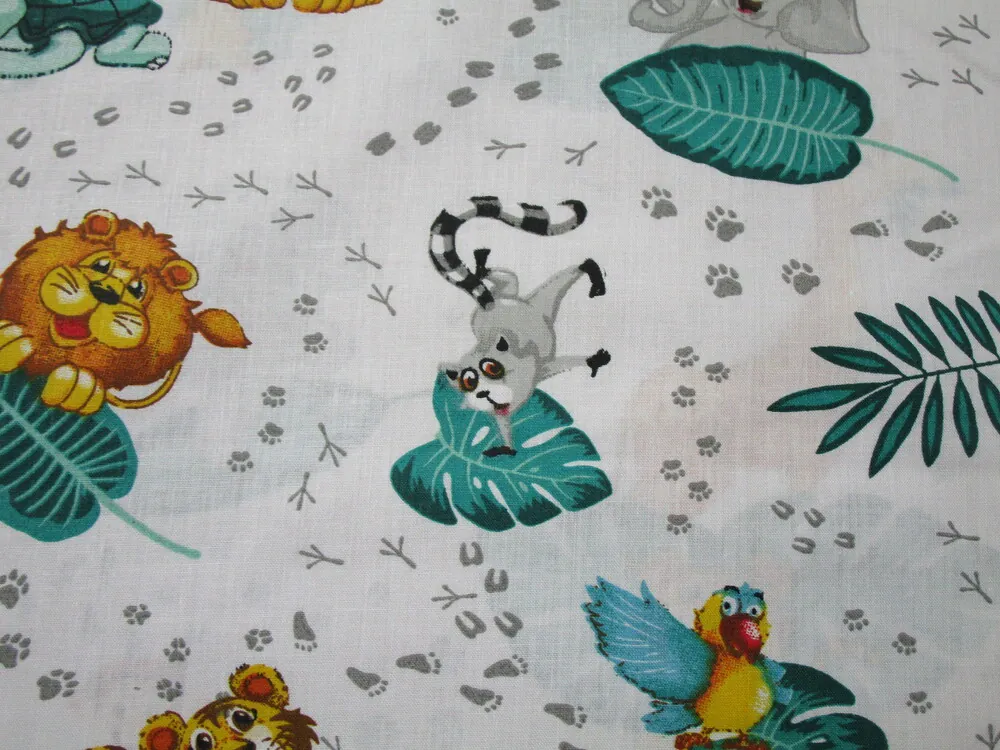 Bavlna biela "zvieratká, listy" 