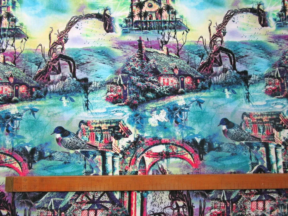 Úplet zeleno-fialovo-modrý "vták, stromy, domy"