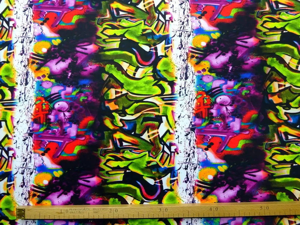 Plavkovina biela "farebné grafity"
