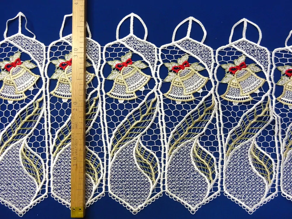 Záclonka smotanová "vianočný motív" - 40 cm  