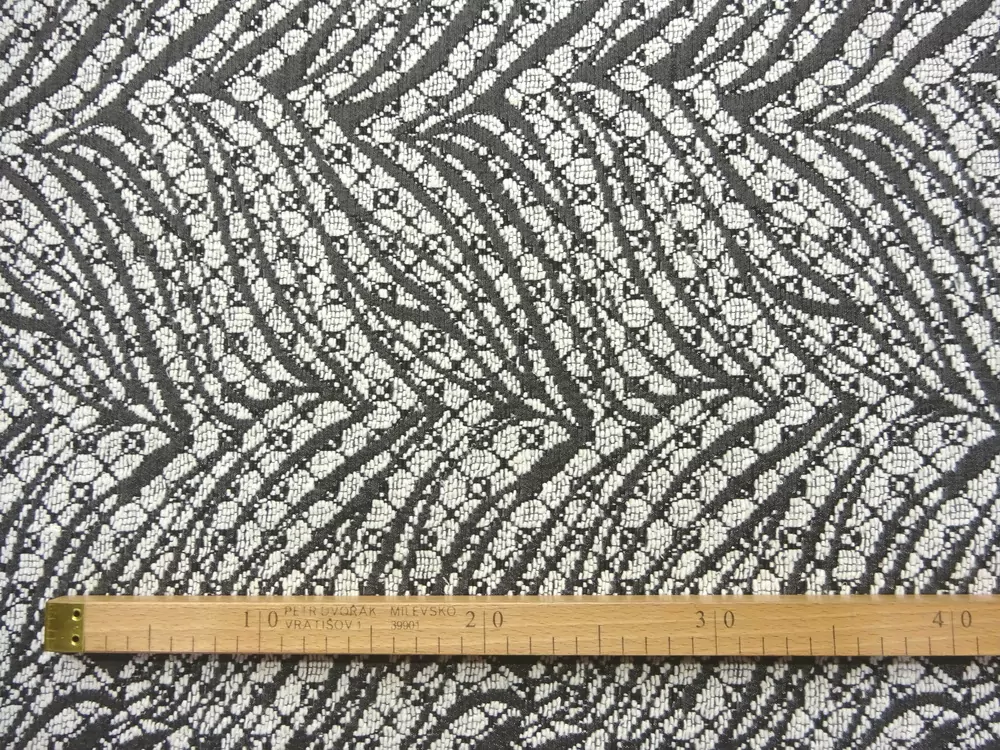 Kabátovina tenká smotanová "sivo-čierny vzor"