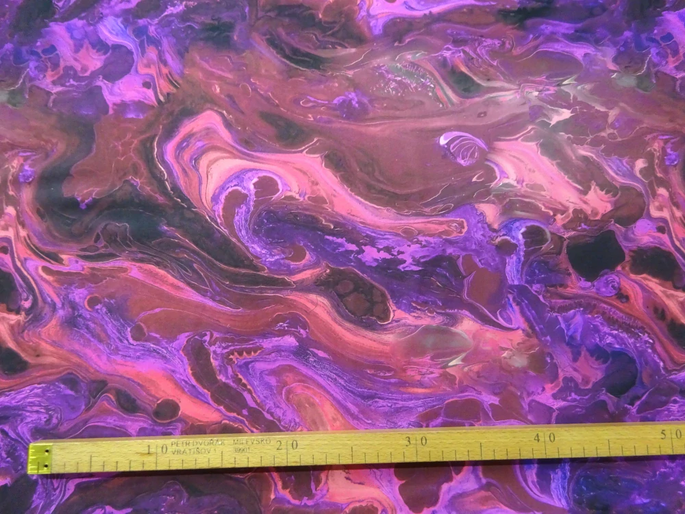 Softshell ružovo-fialovo-bordový "mramor" 