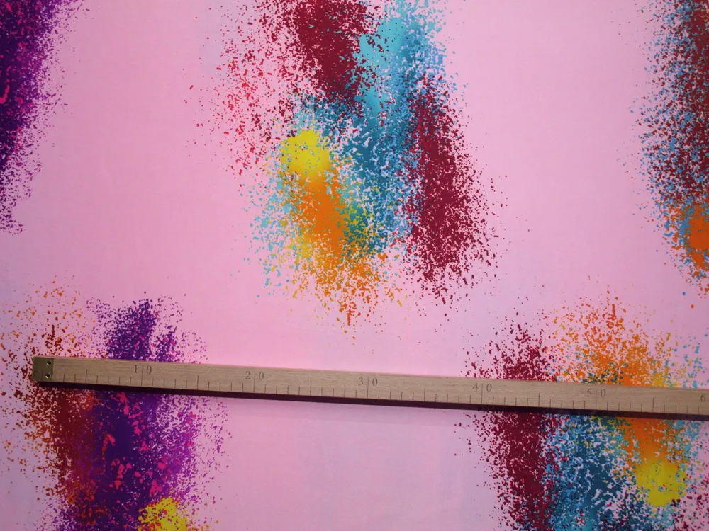 Satén ružový "farebné machule" 