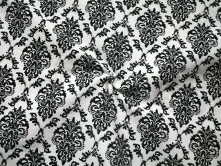 Kostýmovka smotanová "čierne ornamenty" - opačne pruží