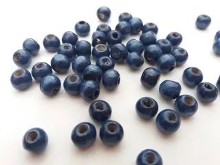 Korálik drevený "tmavo modrý" - 8 mm