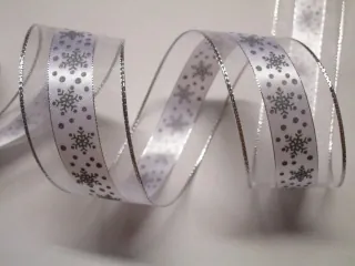 Stuha dekoračná "strieborná vločka" - 40 mm