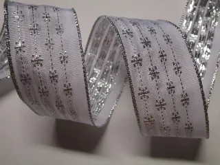 Stuha dekoračná s drôtikom "strieborné vločky" - 40 mm