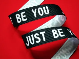 Stuha rypsová čierna "JUST BE YOU"