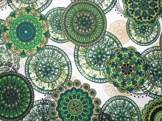 Bavlna biela "zelená a béžová mandala"