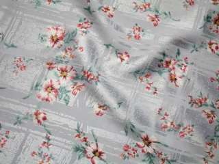 Hodváb sivo-strieborný "kvety" 