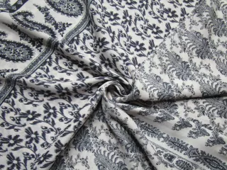 Šatovka Silky smotanová "kašmírový vzor"