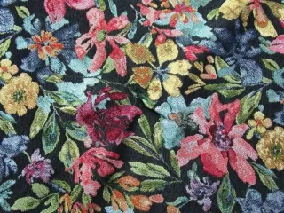 Gobelín čierny "farebné kvety" - 280 cm 