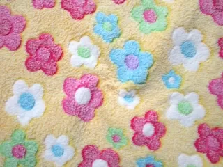 Fleece žltý "farebné kvety"